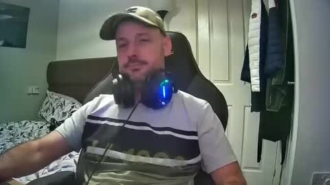 Snapshot of bluebirdflame1 chatting on January 10, 2025, 2:57 am bluebirdflame1 online show from January 10, 2025, 2:57 am