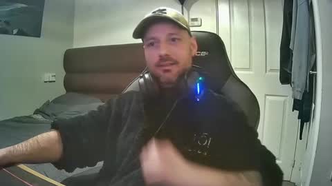 Snapshot of bluebirdflame1 chatting on February 19, 2025, 3:06 am bluebirdflame1 online show from February 19, 2025, 3:06 am