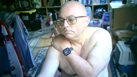 bluebox65 online show from November 1, 2025, 11:01 am