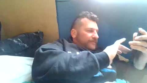 Snapshot of bluedemoneyes1986 chatting on February 24, 2025, 8:47 pm bluedemoneyes1986 online show from February 24, 2025, 8:47 pm