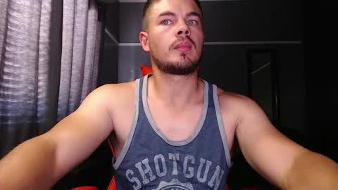 Snapshot of blueeyeboy0 chatting on December 6, 2024, 1:33 pm blueeyeboy0 online show from December 6, 2024, 1:33 pm