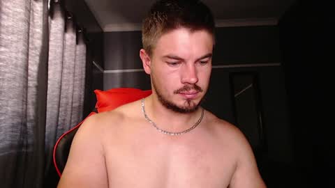 Snapshot of blueeyeboy0 chatting on December 18, 2024, 7:47 am blueeyeboy0 online show from December 18, 2024, 7:47 am