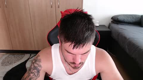 Snapshot of blueeyeboy0 chatting on January 30, 2025, 9:04 am blueeyeboy0 online show from January 30, 2025, 9:04 am