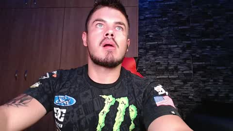 Snapshot of blueeyeboy0 chatting on February 16, 2025, 5:04 pm blueeyeboy0 online show from February 16, 2025, 5:04 pm