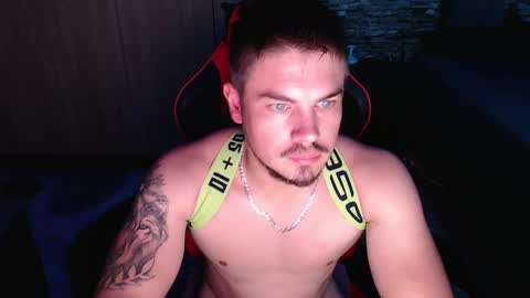 Snapshot of blueeyeboy0 chatting on February 16, 2025, 8:11 pm blueeyeboy0 online show from February 16, 2025, 8:11 pm