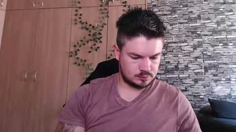 Snapshot of blueeyeboy0 chatting on October 2, 2025, 7:04 am blueeyeboy0 online show from October 2, 2025, 7:04 am