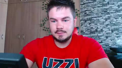 Snapshot of blueeyeboy0 chatting on October 31, 2025, 7:53 am blueeyeboy0 online show from October 31, 2025, 7:53 am