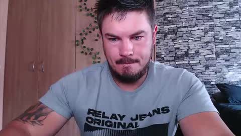 Snapshot of blueeyeboy0 chatting on November 3, 2025, 7:31 am blueeyeboy0 online show from November 3, 2025, 7:31 am