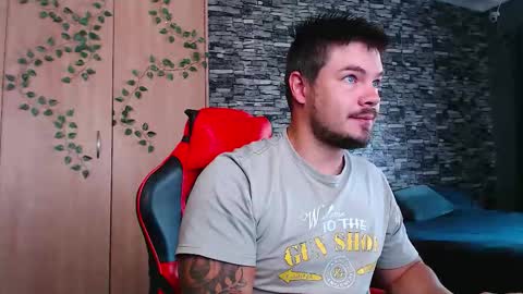 Snapshot of blueeyeboy0 chatting on November 7, 2025, 6:46 am blueeyeboy0 online show from November 7, 2025, 6:46 am