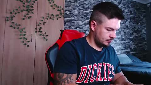 Snapshot of blueeyeboy0 chatting on November 11, 2025, 7:52 am blueeyeboy0 online show from November 11, 2025, 7:52 am