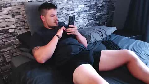 Snapshot of blueeyeboy0 chatting on November 18, 2025, 7:57 am blueeyeboy0 online show from November 18, 2025, 7:57 am