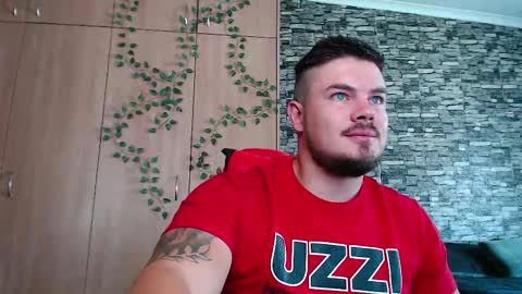 Snapshot of blueeyeboy0 chatting on December 1, 2025, 7:46 am blueeyeboy0 online show from December 1, 2025, 7:46 am