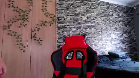 Snapshot of blueeyeboy0 chatting on December 15, 2025, 7:45 am blueeyeboy0 online show from December 15, 2025, 7:45 am