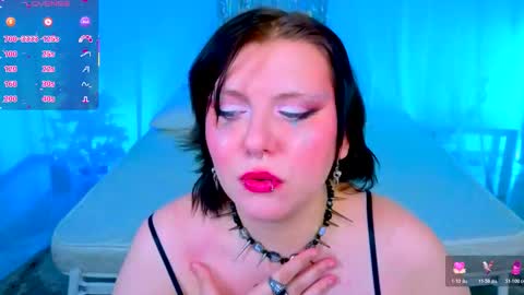 Hi my name is Lunaray online show from December 20, 2025, 10:44 am