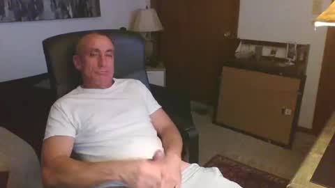 Snapshot of blueyesforyou2nit chatting on October 3, 2025, 4:53 am blueyesforyou2nit online show from October 3, 2025, 4:53 am