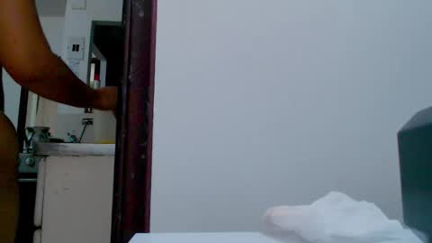  Hey guysI am BrendaWelcome my room online show from January 31, 2025, 1:43 am