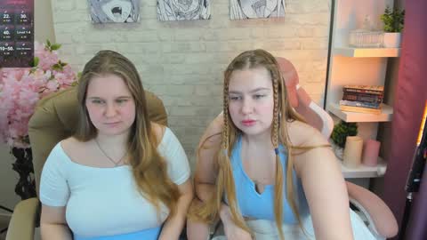 Snapshot of blush_ellie chatting on January 17, 2025, 1:46 pm Ellie3 online show from January 17, 2025, 1:46 pm