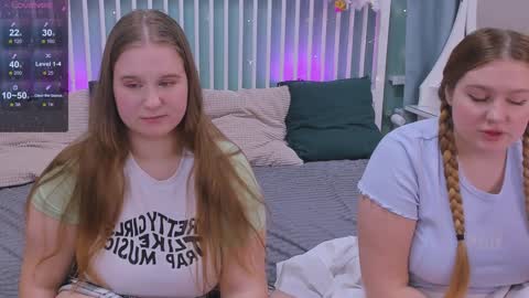 Snapshot of blush_ellie chatting on February 3, 2025, 6:39 pm Ellie3 online show from February 3, 2025, 6:39 pm