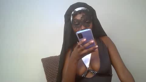 Snapshot of blushbelle chatting on October 30, 2025, 7:14 pm Belle online show from October 30, 2025, 7:14 pm