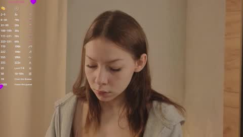 Snapshot of blushinbloom chatting on November 16, 2025, 6:08 am Dolores online show from November 16, 2025, 6:08 am