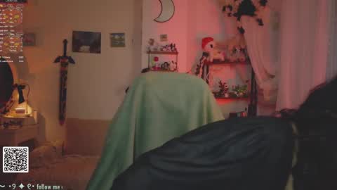 Snapshot of blushing_nymph chatting on October 6, 2025, 3:37 am Im Nym Justa nymph on twitter and IG online show from October 6, 2025, 3:37 am