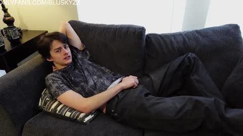 Snapshot of bluskyzz chatting on February 8, 2025, 4:36 pm BluSky online show from February 8, 2025, 4:36 pm