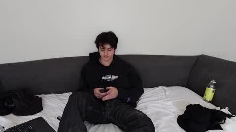 Snapshot of bluskyzz chatting on February 16, 2025, 8:55 pm BluSky online show from February 16, 2025, 8:55 pm