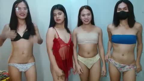 Snapshot of blythe_show chatting on February 17, 2025, 3:09 pm blythe_show online show from February 17, 2025, 3:09 pm