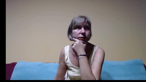 Snapshot of bobandchris33 chatting on September 27, 2025, 4:23 pm SlutWife online show from September 27, 2025, 4:23 pm