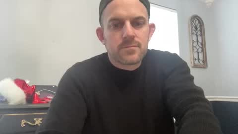 bobbyfer8891 online show from November 12, 2025, 7:57 pm