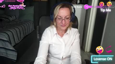 Ningifun couple online show from October 31, 2025, 5:03 pm