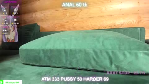 Snapshot of bohemianrhapsody1 chatting on February 11, 2025, 10:48 am Nail and Olivia online show from February 11, 2025, 10:48 am