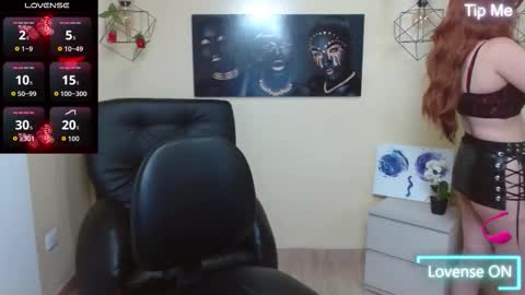 Snapshot of bom_bomx chatting on October 10, 2025, 10:42 pm Paris online show from October 10, 2025, 10:42 pm