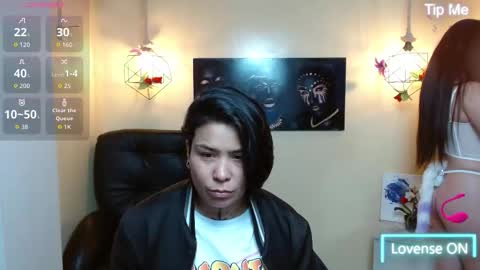 Snapshot of bom_bomx chatting on December 14, 2025, 3:23 am Paris online show from December 14, 2025, 3:23 am