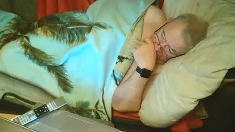 Snapshot of bomber59potsdam chatting on January 1, 2025, 12:11 am Bomber59potsdam online show from January 1, 2025, 12:11 am