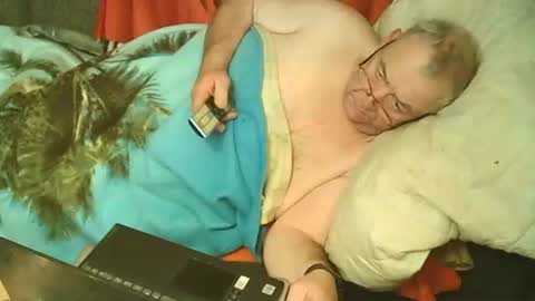 Snapshot of bomber59potsdam chatting on January 3, 2025, 7:18 pm Bomber59potsdam online show from January 3, 2025, 7:18 pm