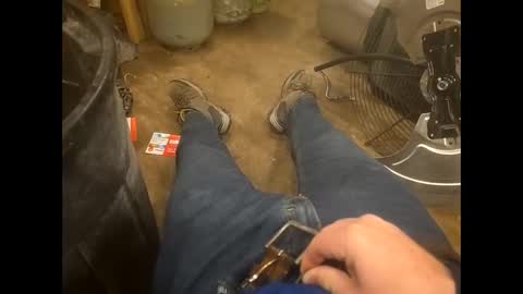 bombinshaman online show from December 1, 2025, 4:23 pm