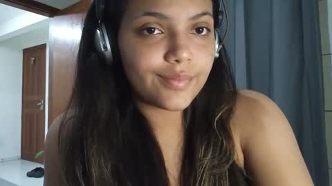 Snapshot of bombomepimenta chatting on January 7, 2025, 10:30 pm bombomepimenta online show from January 7, 2025, 10:30 pm