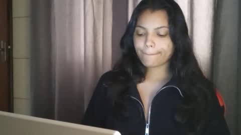 bombomepimenta online show from November 26, 2025, 8:21 pm