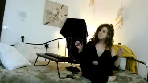 Snapshot of bombshellbaeby chatting on October 26, 2025, 2:39 am BombshellBaeby online show from October 26, 2025, 2:39 am