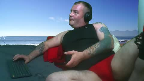 Snapshot of bongolian chatting on December 11, 2024, 6:47 am SkullBone online show from December 11, 2024, 6:47 am