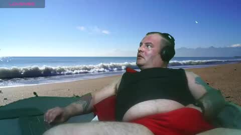 Snapshot of bongolian chatting on January 8, 2025, 5:27 am SkullBone online show from January 8, 2025, 5:27 am