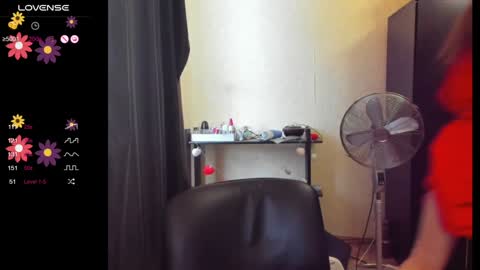 Nell online show from December 15, 2024, 9:45 am