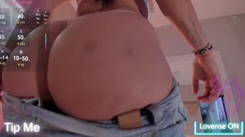 Bonie Smith online show from November 24, 2025, 10:53 pm