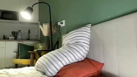 Mary 3 live time content 18   online show from November 4, 2025, 7:57 pm