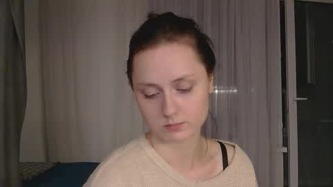 bonne_chance online show from October 21, 2025, 7:25 pm