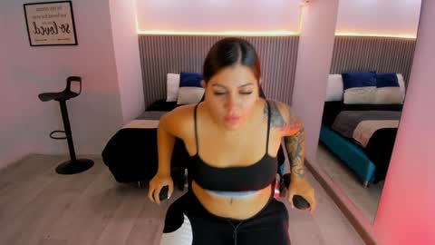 Snapshot of bonnie_an chatting on February 4, 2025, 11:05 am Bonnie online show from February 4, 2025, 11:05 am