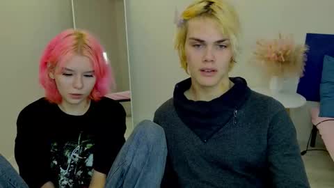 Jessy  Mark online show from October 21, 2025, 5:13 pm