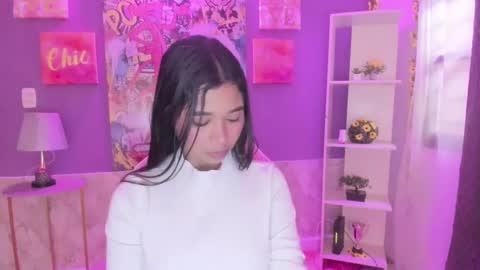 Snapshot of bonnie_benet chatting on December 3, 2024, 11:44 am Bonnie online show from December 3, 2024, 11:44 am