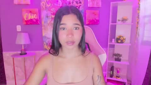 Snapshot of bonnie_benet chatting on December 5, 2024, 11:27 am Bonnie online show from December 5, 2024, 11:27 am